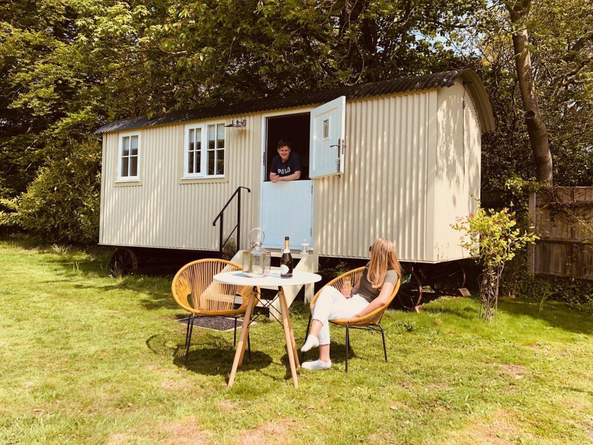 Somerleyton Meadows - The Hideaway Hut & Hot Tub Herringfleet Екстер'єр фото